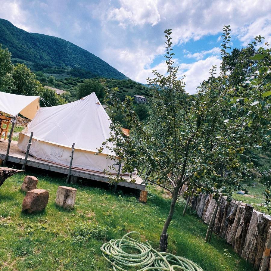 Hovek Guest House Дилиян Екстериор снимка
