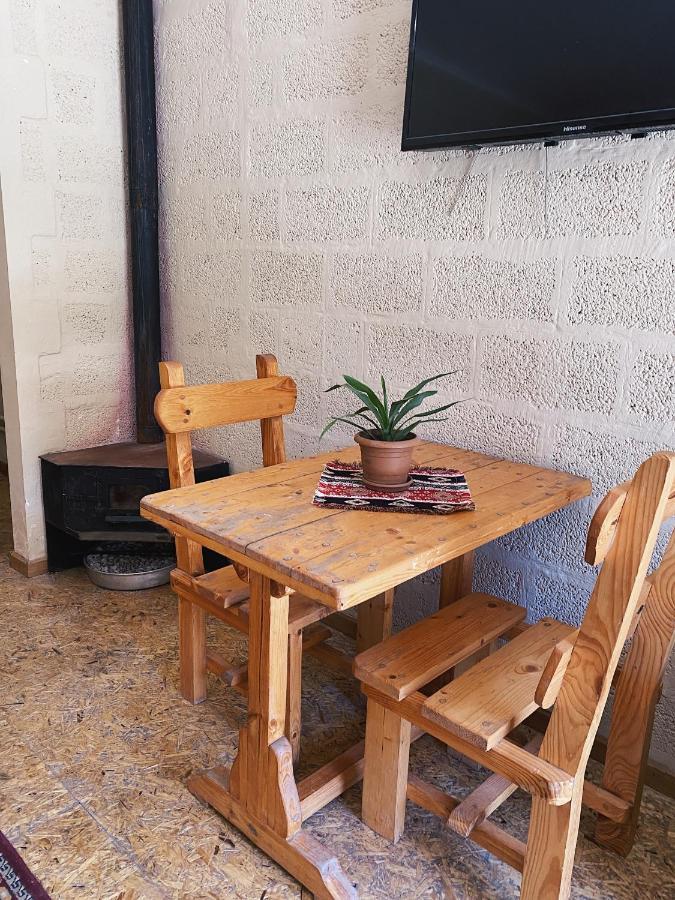Hovek Guest House Дилиян Екстериор снимка