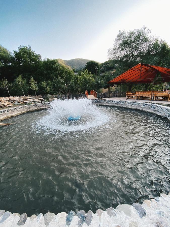 Hovek Guest House Дилиян Екстериор снимка