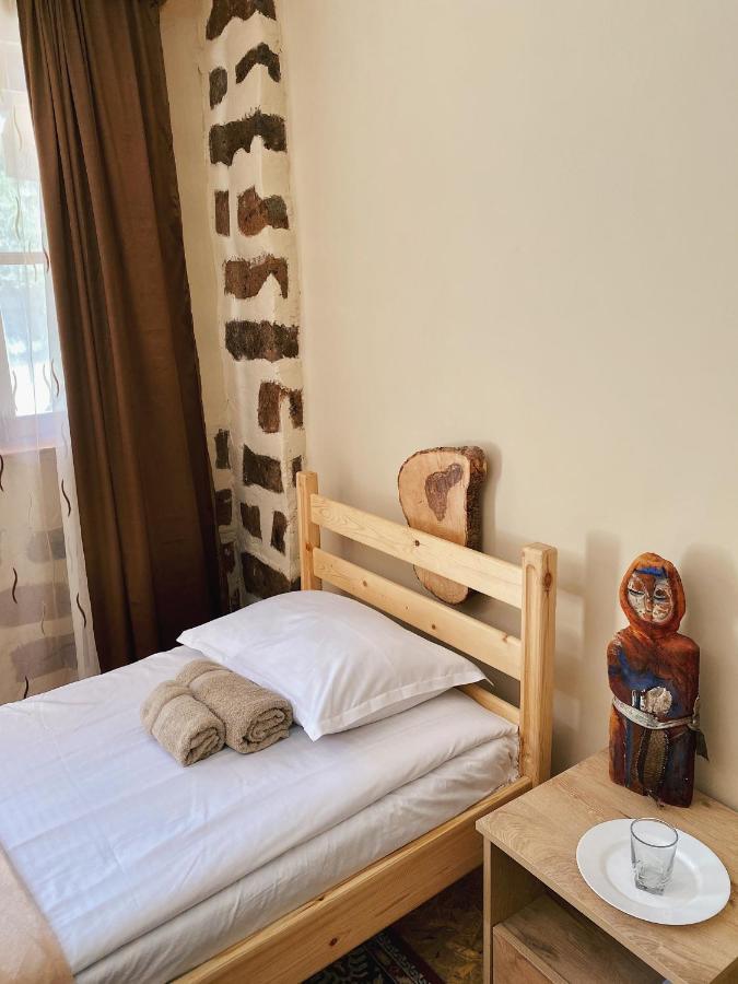 Hovek Guest House Дилиян Екстериор снимка
