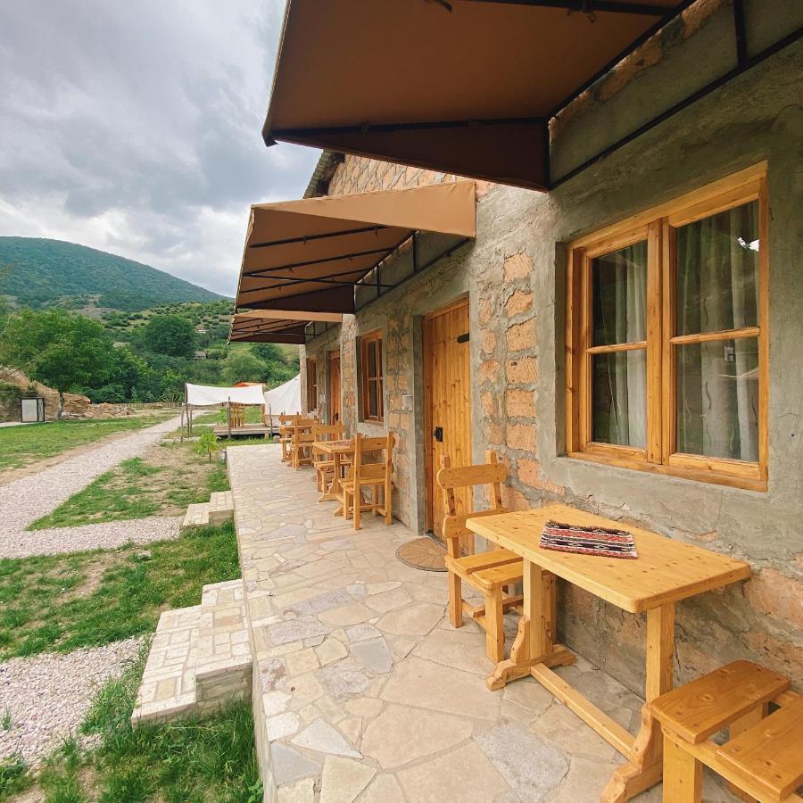 Hovek Guest House Дилиян Екстериор снимка