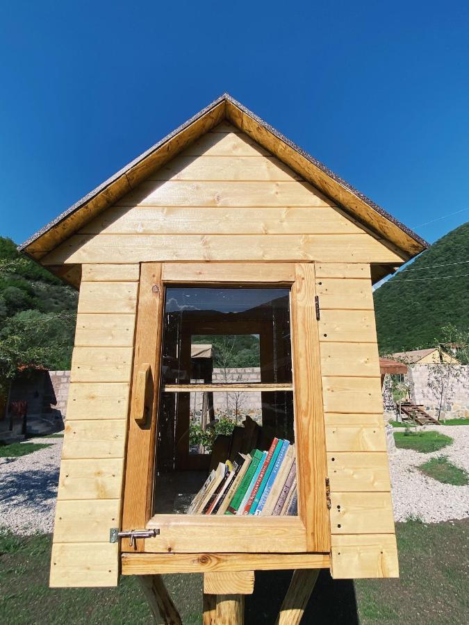 Hovek Guest House Дилиян Екстериор снимка