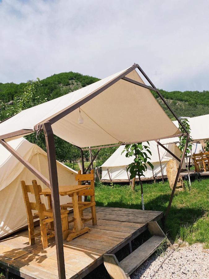 Hovek Guest House Дилиян Екстериор снимка