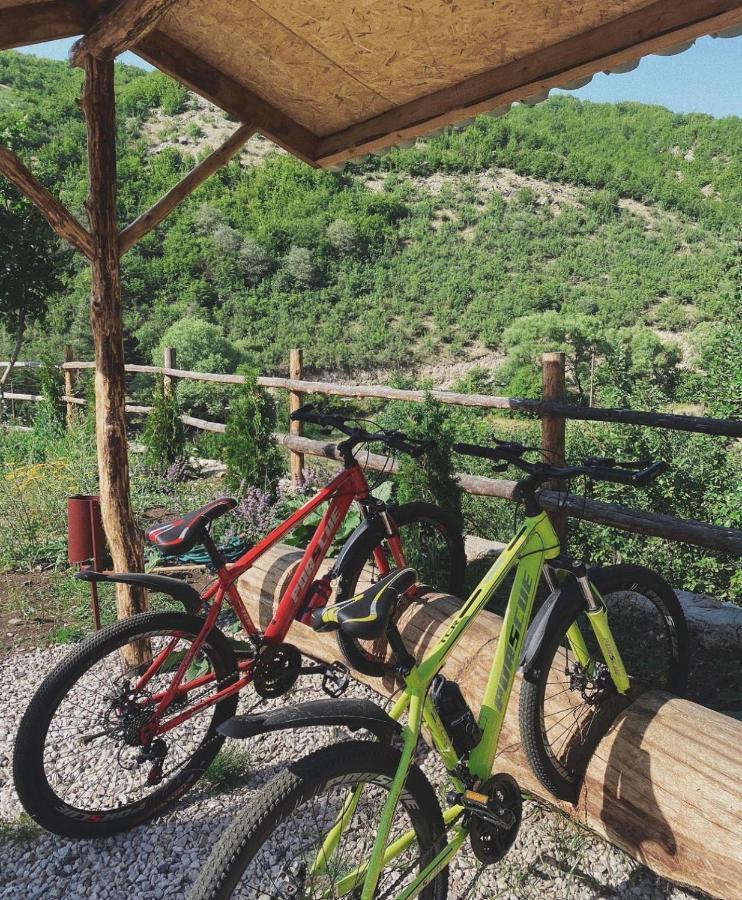 Hovek Guest House Дилиян Екстериор снимка