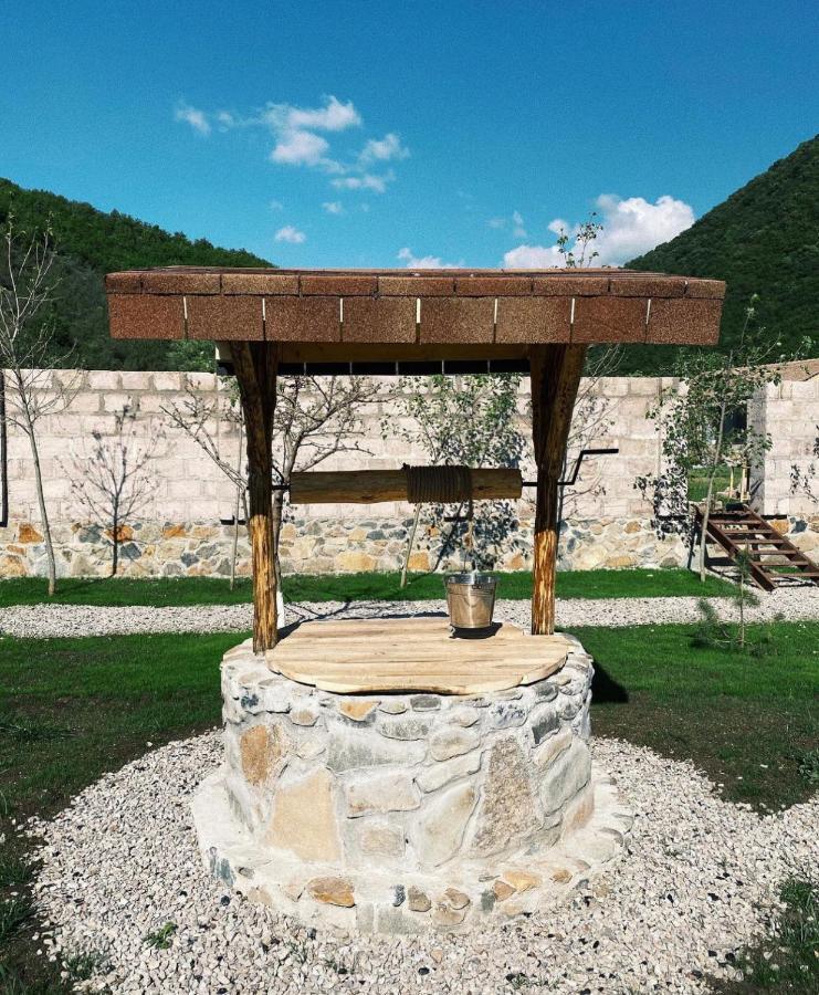 Hovek Guest House Дилиян Екстериор снимка