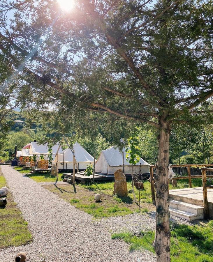 Hovek Guest House Дилиян Екстериор снимка