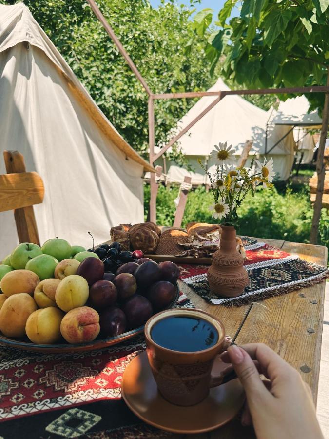 Hovek Guest House Дилиян Екстериор снимка